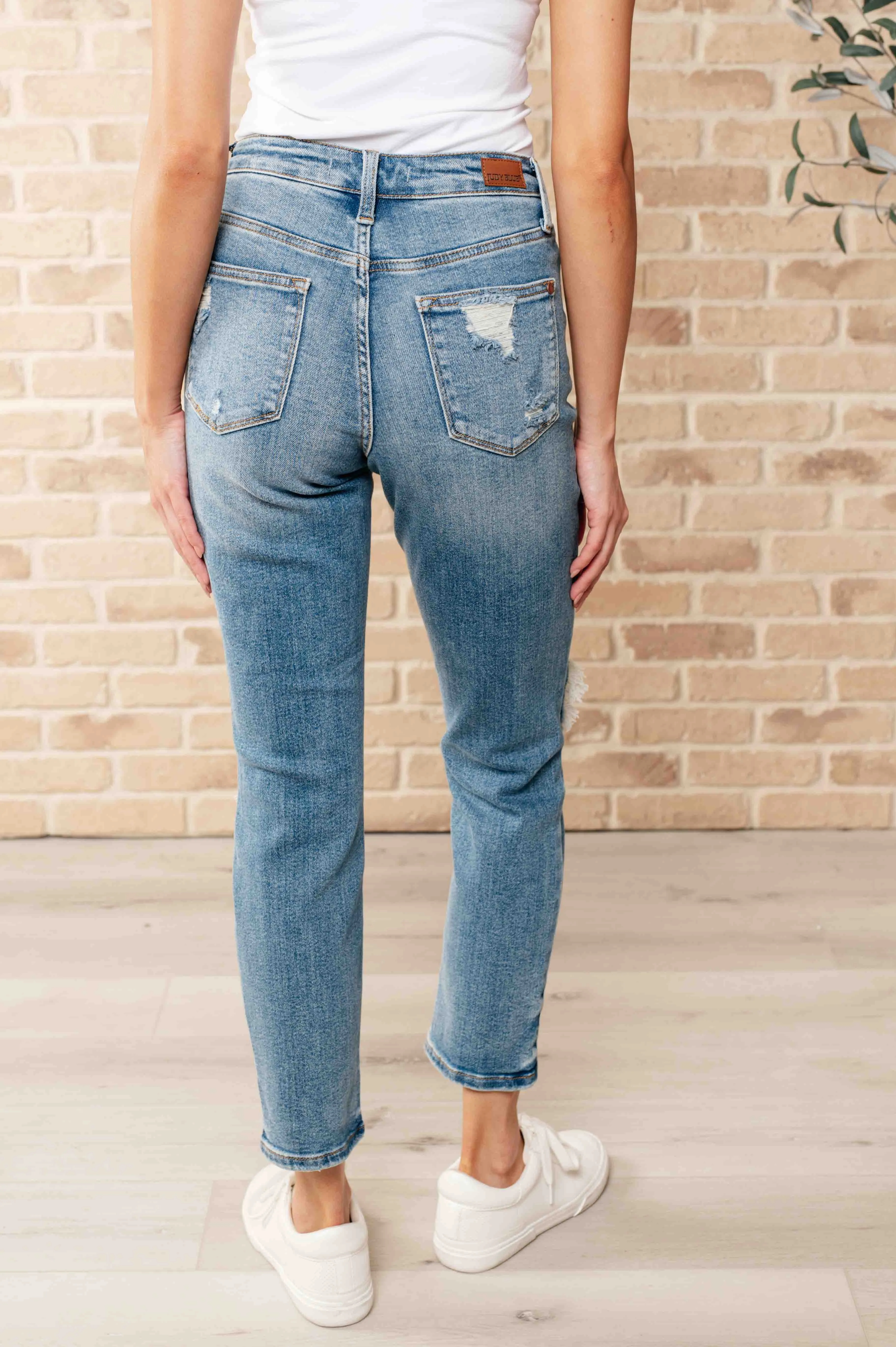 Frankie High Waist Distressed Boyfriend Judy Blues