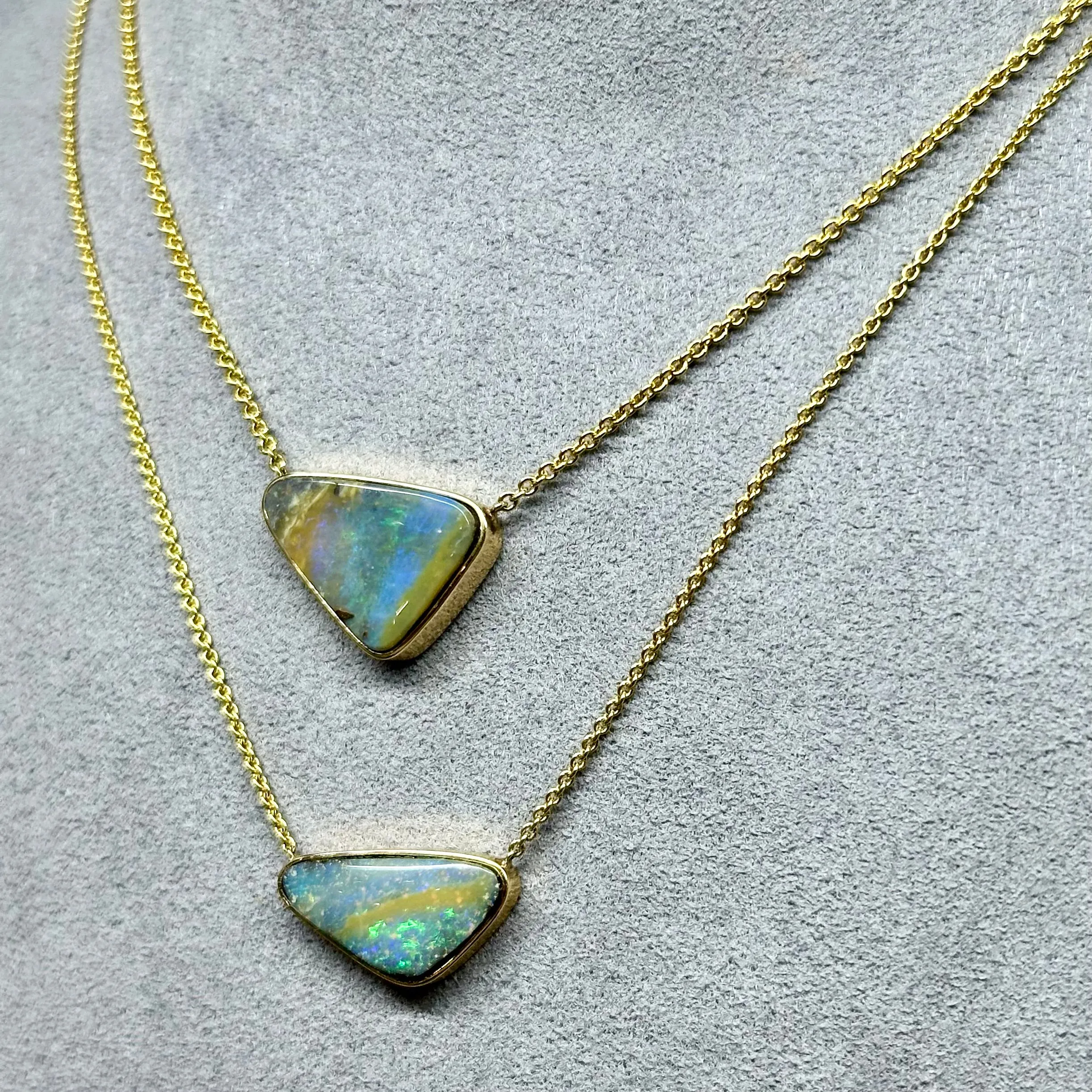 Karina - Natural Opal Necklace 18kt