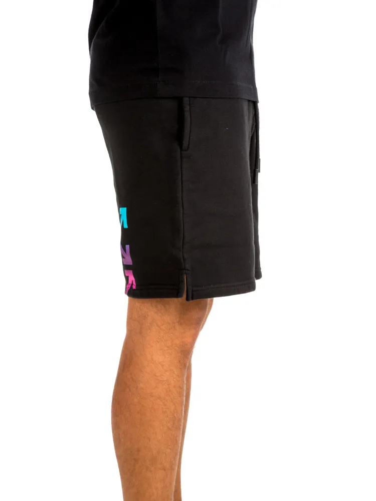 Off White Gradient Sweatshort | Credomen