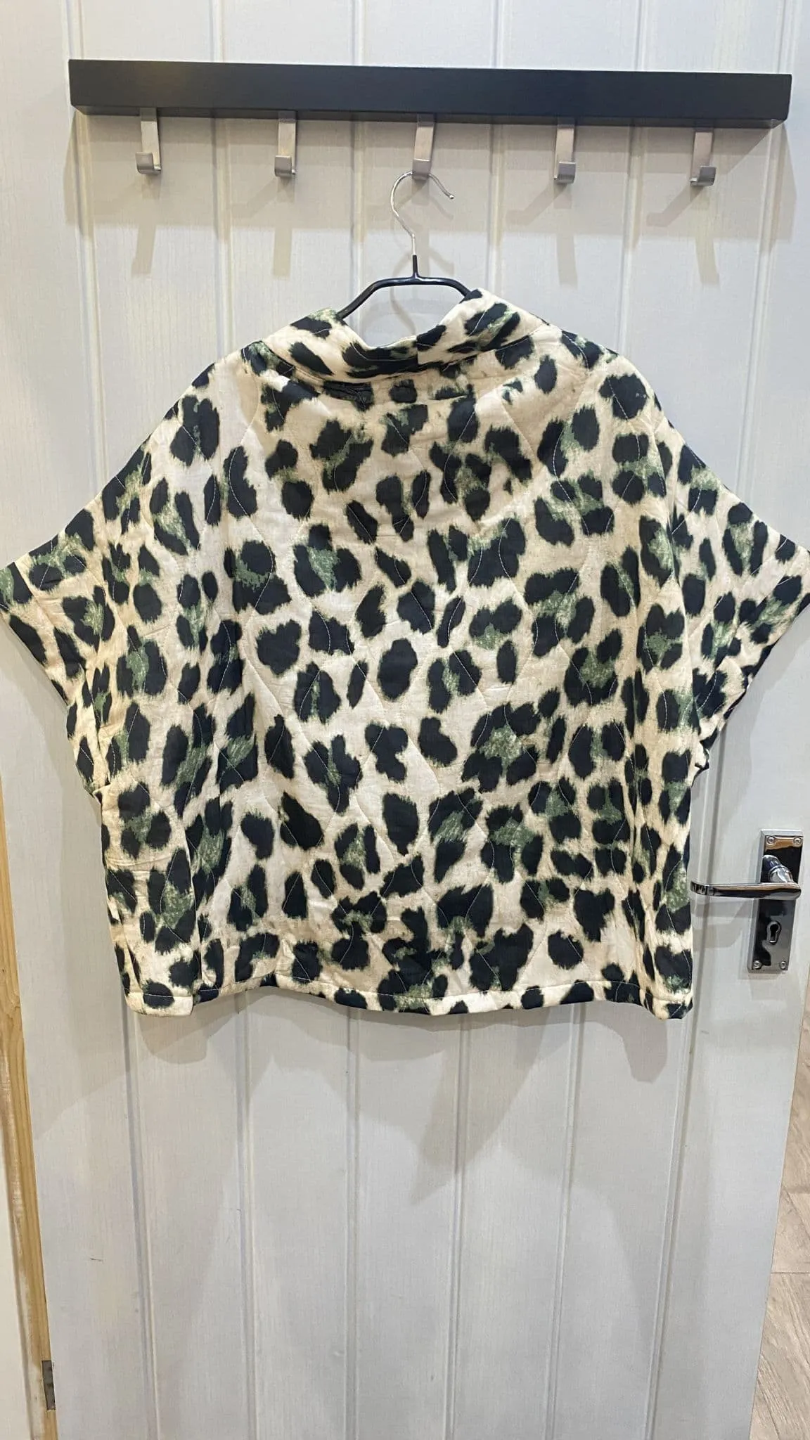 SHORT LEOPARD JACKET