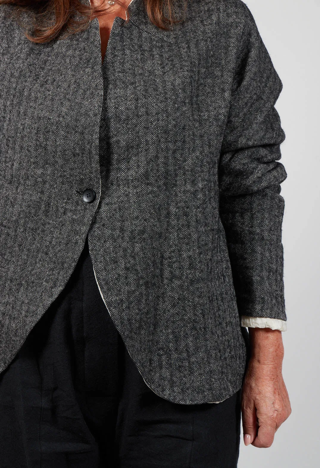 Single Button Herringbone Blazer in Grey