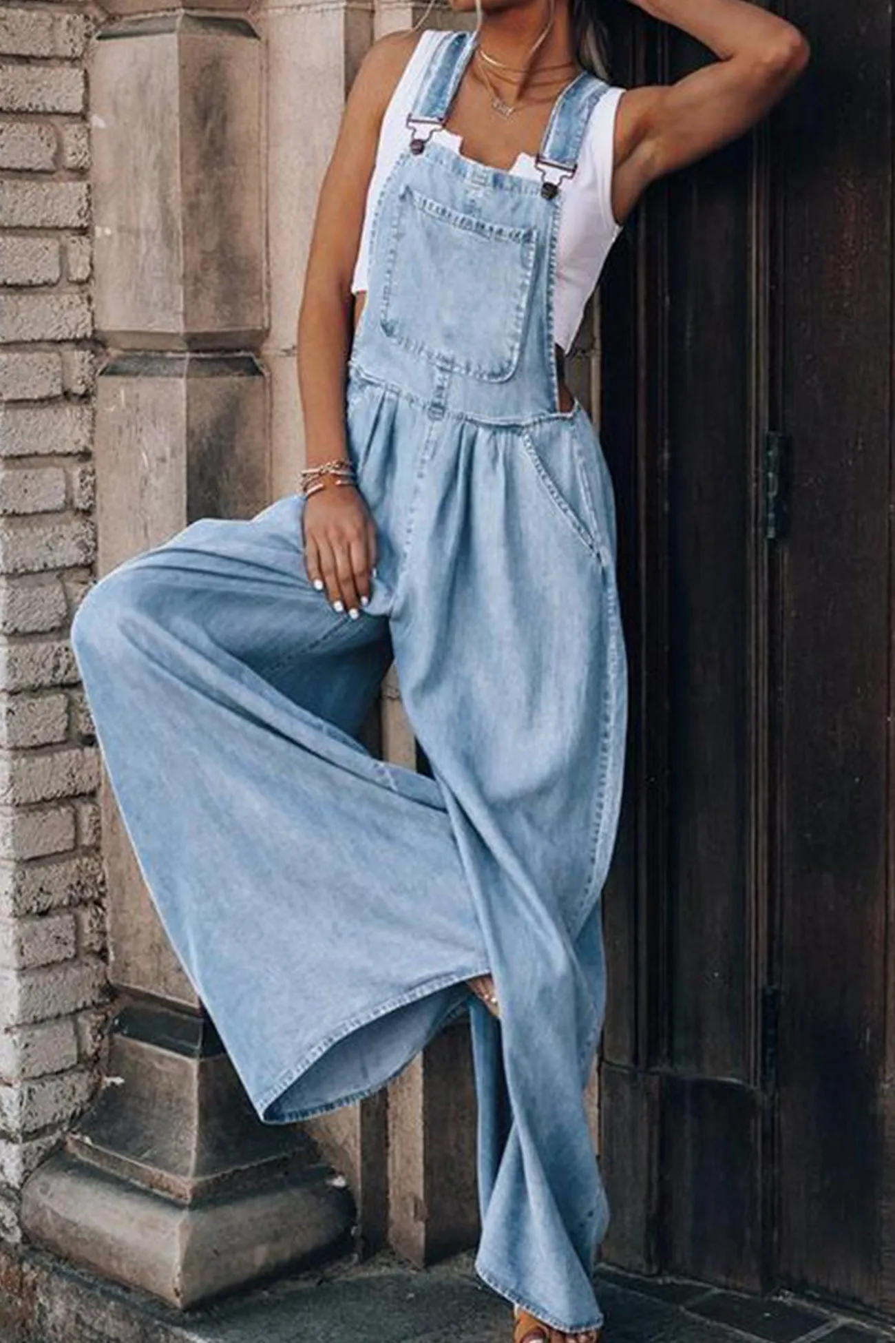 Sleeveless Pocket Front Loose Denim Jumpsuits