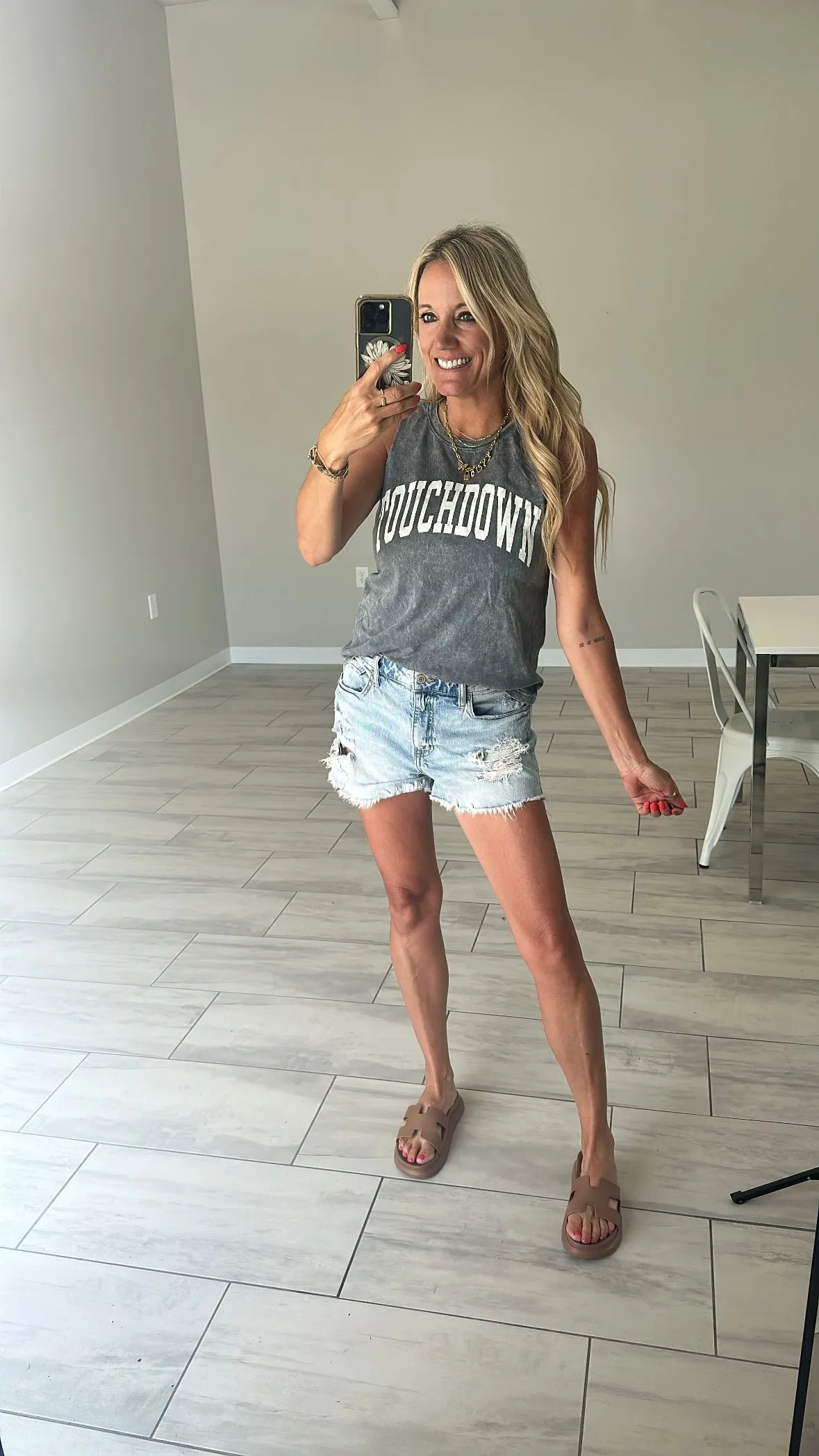 THE OC TOUCHDOWN MINERAL TANK TOP | LT GREY